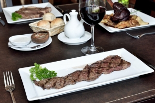 Restaurante El Manso Toro La Mejor Parrilla En Carnes Selectas